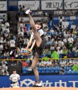 �g�Ռ��̑��グ�n�����h���c�щ��A�����Ȋ��z�Â�u�����v������Ɂc�v 