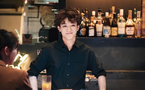 �f��w���x�ɏo������Travis Japan�E�{�ߊC�l�iC�j2025 �f��w���x����ψ���@ 