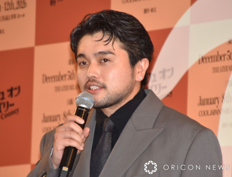 ����w�L���b�V���E�I���E�f���o���[�x���씭�\�L�҉�ɓo�d����King Gnu�E����� �iC�jORICON NewS inc. 