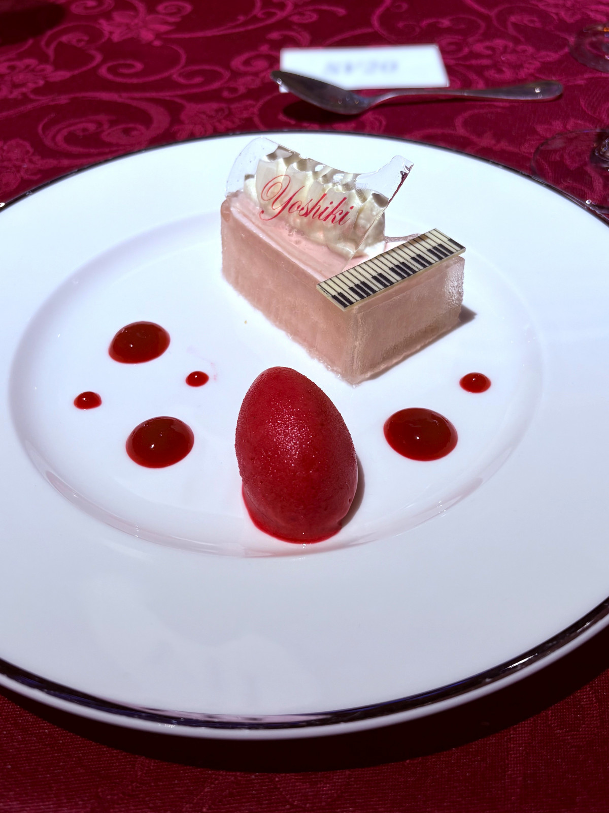 YOSHIKIという体験――音も食もアートも、そして涙とユーモアも、すべて