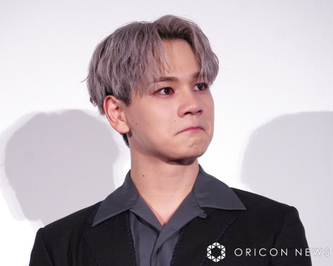 �s�їǎ}����̎莆�ɗ܂���JO1�E�����ꐬ �iC�jORICON NewS inc. 