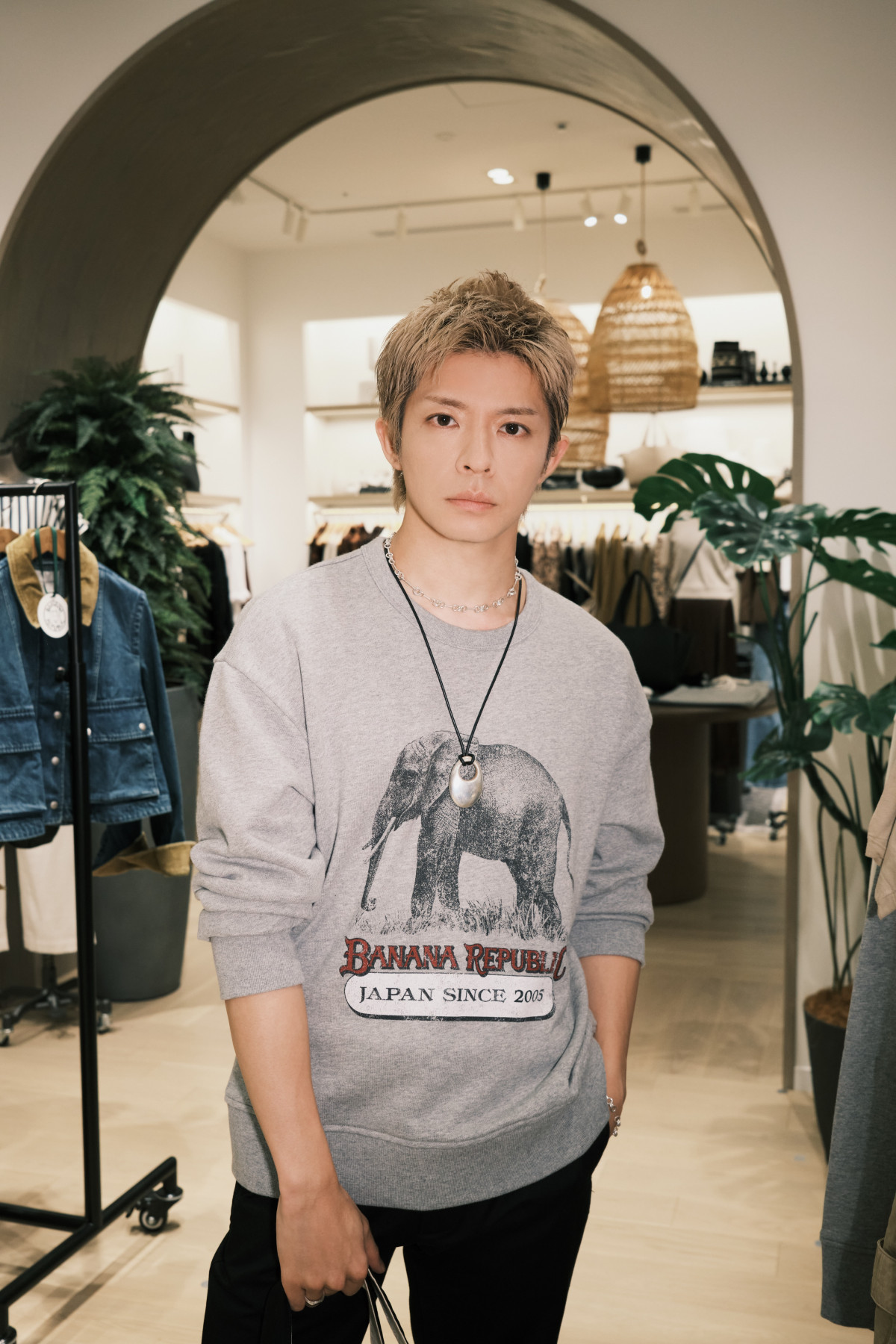 バナナリパブリック デュアリティリング ゴールド サイズ7 岸優太 BANANA REPUBLIC シグネットリング Gold サイズ6 岸優太 - メルカリ