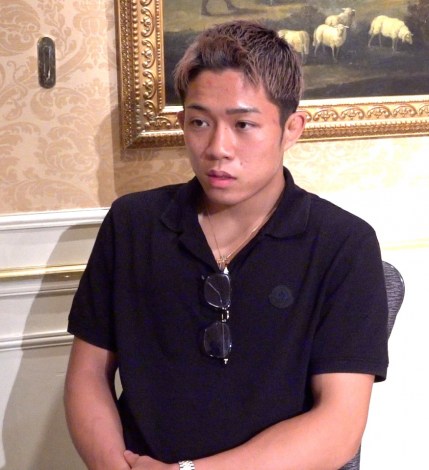 11�E3�wRIZIN LANDMARK 12 in KOBE�x�Ŕ��������Ƒΐ킷��H�����^ �iC�jORICON NewS inc. 