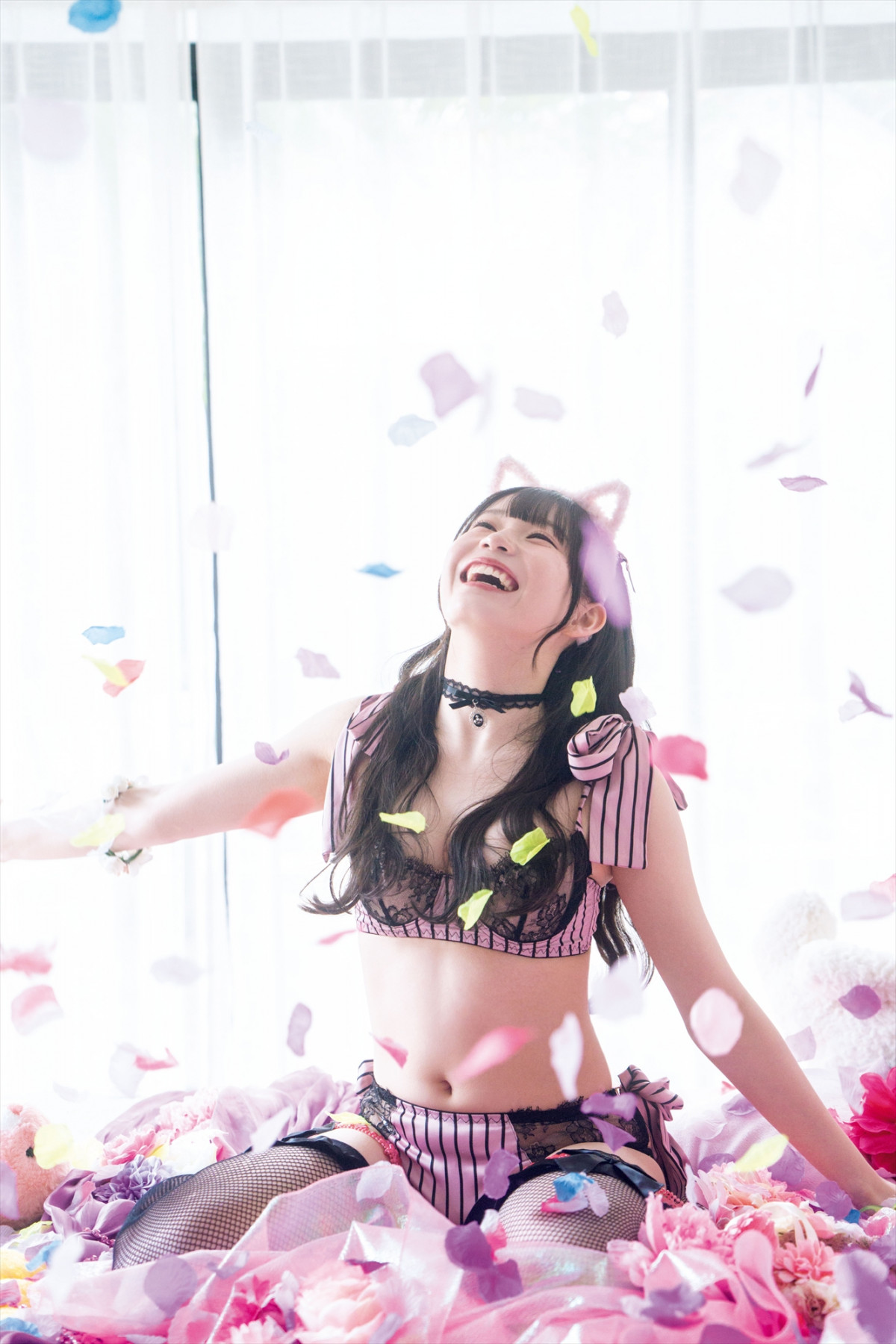 画像・写真 | “SKE48次世代エース”大村杏、初写真集は「100億万点です