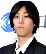 RADWIMPS�E��c�m���Y�A���C�u��́g�����h���o�������u�{�C�ň�u���񂾂Ɓv �S�z�̐��Ɍ���� 