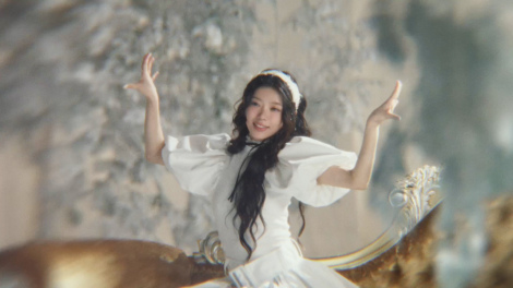 �n�[�Q���_�b�c�VWEB���[�r�[�u�V�g�̂��������v�тɏo������ILLIT�EMOKA 