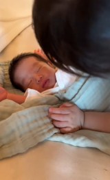 ��������ăX���X������1�΂̏��̎q�i��moontwins.0810���j 