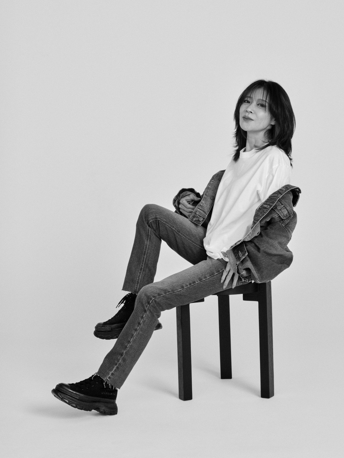 中森明菜限定グッズ Amazon.co.jp: 【アクスタ付き完全生産限定BOX】【限定特典(中森