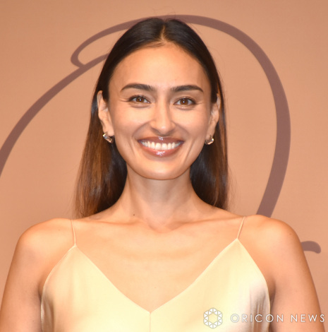 長谷川潤の画像一覧 | ORICON NEWS