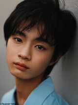 �wRakuten GirlsAward 2025 A/W�x�ɏo������z�R�h�B 