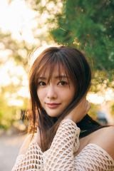 �wRakuten GirlsAward 2025 A/W�x�ɏo������N��46�E�c���۔T 