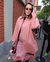 �w2026�N�t�� �E�B�����Y�E�����Y�R���N�V�����xDaniella Rahme 