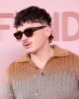 �w2026�N�t�� �E�B�����Y�E�����Y�R���N�V�����xOlly 