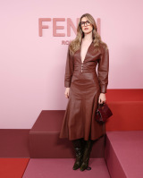 �w2026�N�t�� �E�B�����Y�E�����Y�R���N�V�����xZita D Hauteville 