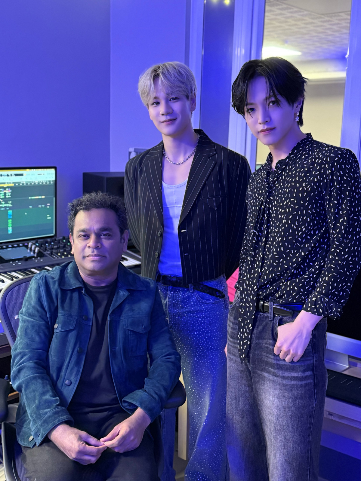 ()AEREt}[AꐬA啽ː(C)LAPONE ENTERTAINMENT 