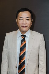 �w�ӎނ̗��V4 �`�H�~�ҁ`�x�ɏo�����锷��V(C)�u�ӎނ̗��V4�v����ψ��� 