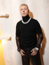 FENDIwpbcH tFfB ~mvxI[vjOCxgɓoꂵLazza 