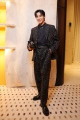 FENDIwpbcH tFfB ~mvxI[vjOCxgɓoꂵSnow ManEڍ@ 