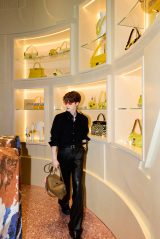 FENDIwpbcH tFfB ~mvxI[vjOCxgɓoꂵTan Jianci 