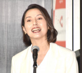 �w�f�W�^���،��urenga�v�V�T�[�r�X�J�n �L�Ҕ��\��x�ɓo�d���������V���r�A (C)ORICON NewS inc. 