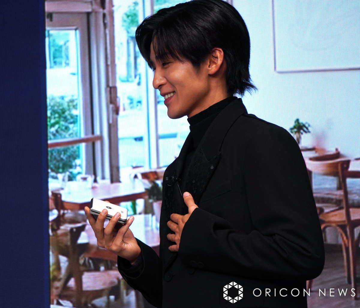 画像・写真 | Snow Man目黒蓮、渡辺翔太撮影の和服＆“後光ショット