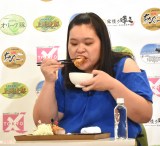 �w�Ƃ񂩂� �x�X�؃O�����v�� ���ʔ��\�E�\���C�x���g�x�ɓo�d�����ڂ�m�E�c�Ӓq�� (C)ORICON NewS inc. 