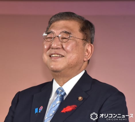 ���K�l�x�X�g�h���b�T�[�܂���܂����Δj�Ύ� �iC�jORICON NewS inc. 