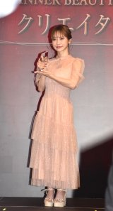 �wJapan Inner Beauty Award 2025�x��܋L�҉�ɓo�d�����w���w���O�e�m�E�܂�� (C)ORICON NewS inc. 