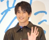 �f��w�N�̊�ł͋����Ȃ��x�W���p���v���~�A�ɓo�d�������򌳋I (C)ORICON NewS inc. 