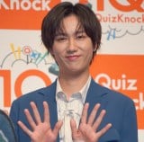 Snow Man阿部亮平、ライブ会場で“難問うちわ”にファンサービス