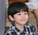 �I�V�h���T�^�f�[�w�p�p�Ɛe���̃E�`���сx�͂ݎ�މ�ɎQ�������N (C)ORICON NewS inc. 