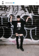 H(ʐ^ @akimoto_kozue ) 