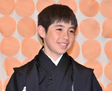 �������̂Ԃ̒��j�E�������G�iC�jORICON NewS inc. 