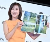 ���Ƃ��ꂢ���A�ʐ^�W�wAROUND�x�����L�O� (C)ORICON NewS inc. 