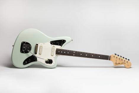 rwE˃GJ̃VOlC`[M^[uMoeka Shiotsuka Jaguar moniv 