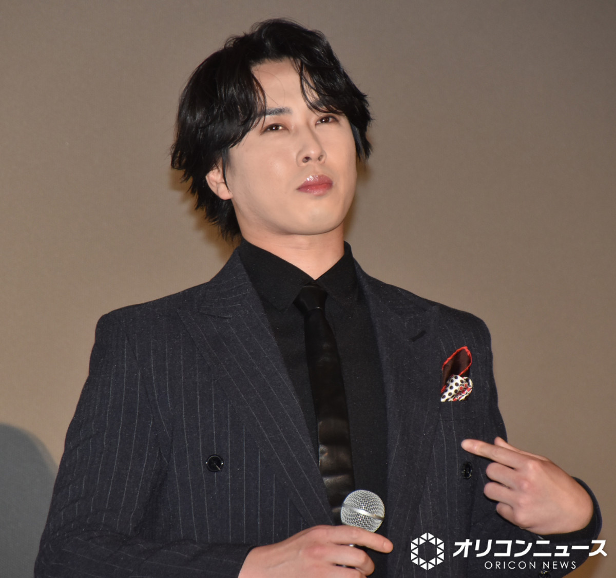 Snow Man宮舘涼太、自己紹介前に無茶ぶりされる 中継先の全国のファン