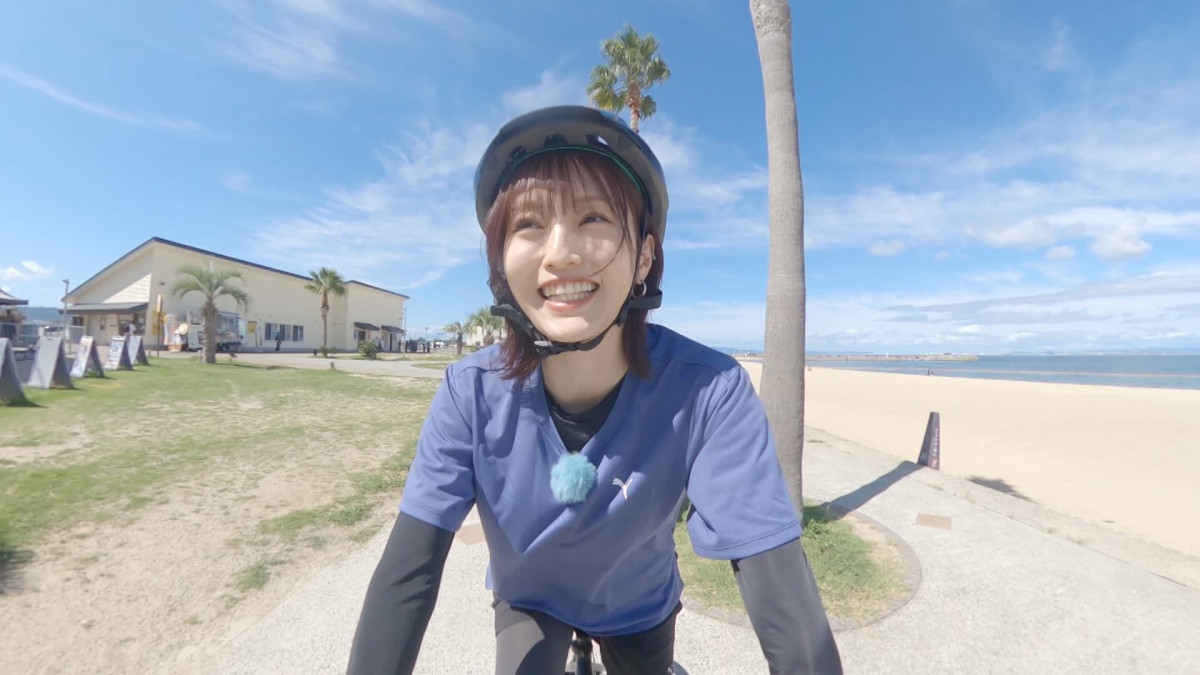 山本彩、チャリ2ショット旅 お相手は21歳上…ヴィラタイプホテルで海に