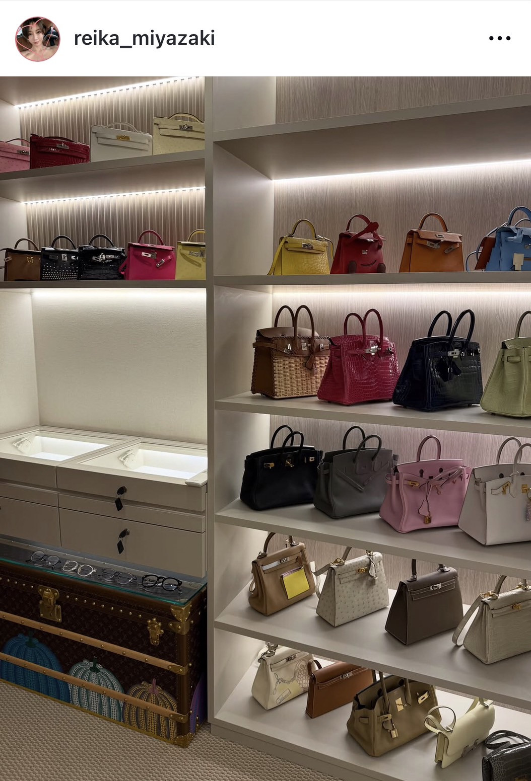 画像・写真 | 黒木啓司さんの妻・宮崎麗果、ブランドバッグがずらりと
