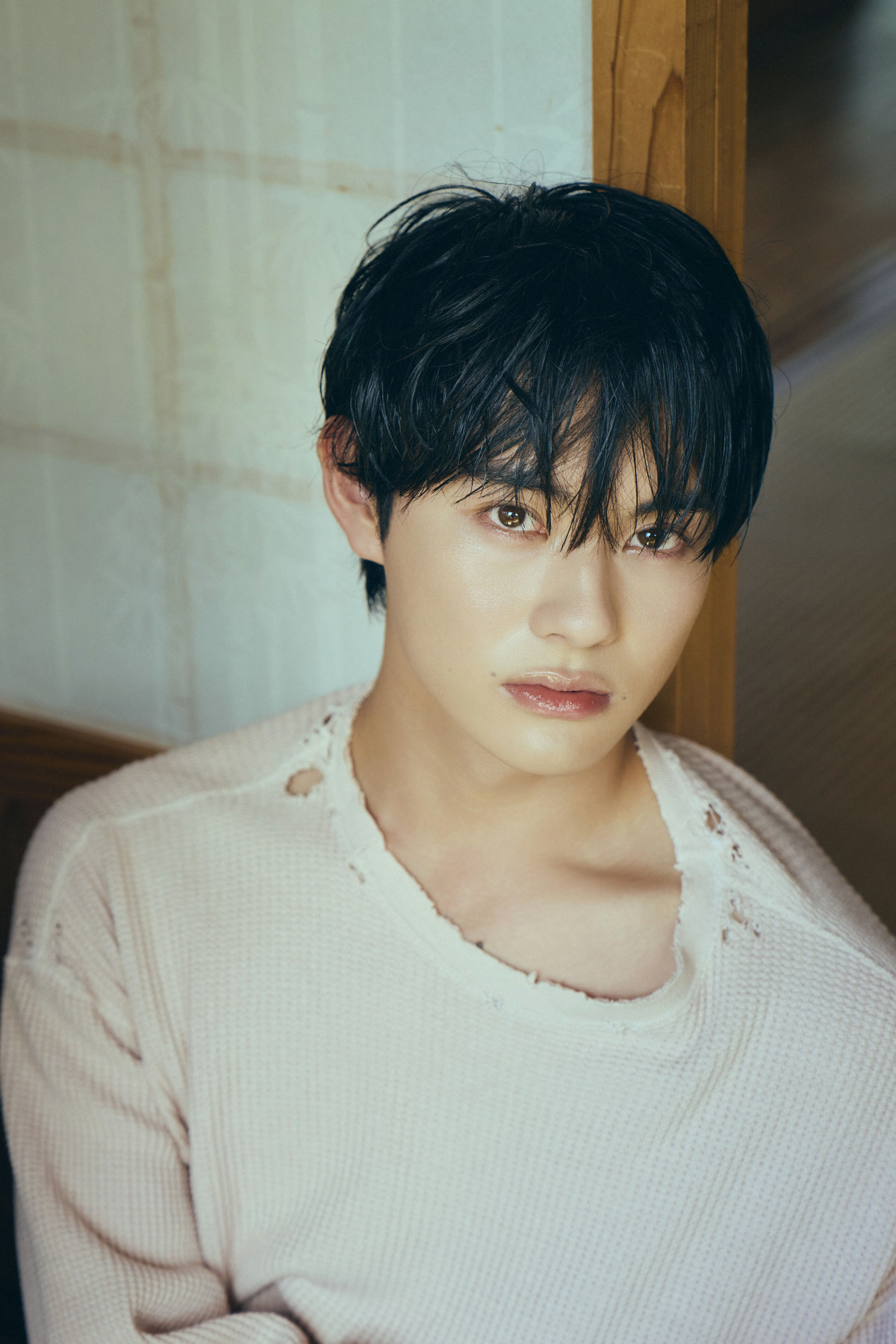 前田拳太郎、初カレンダー発売決定 上海＆宮古島で“俳優としての今”を