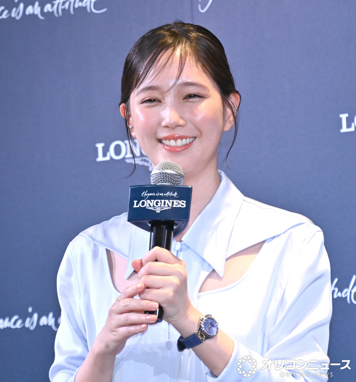 本田翼、“お守りのように大切にしているもの”に「貯金」と答え笑わせる