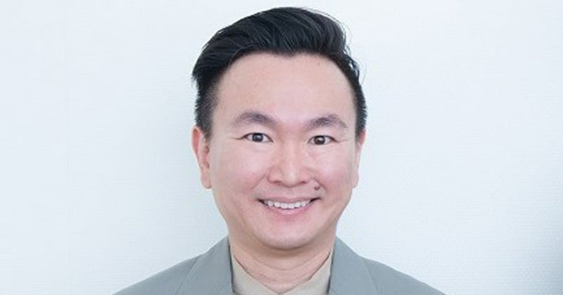 かまいたち・山内健司、「芸能界ど真ん中」写真で“自慢” スターとの2ショットに「あーこれは流石に羨ましいわ」反響