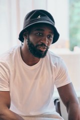 {NVOj㏉3K4c̓ꉤ҂̃eXENtH[hyBe:r{jFz (C)ORICON NewS inc. 