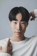 ��������Y 