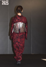 �wKIMONOIST 2025�x�A���[�h�ɏo�Ȃ������_�˂� �iC�jORICON NewS inc. 