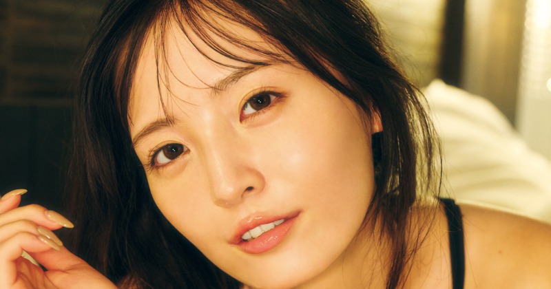 よーよーよー」由良ゆら、大人っぽい水着グラビア披露 | オリコン