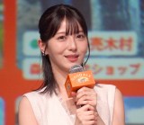 浜辺美波、初のお酒のCMの裏話 綾瀬はるか&鈴木亮平&ミセスと乾杯で午前中からビールをグビグビ「幸せな気持ち」