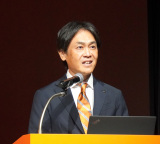 �w�����Ɍ������A�������ԃr�[���u�L�����O�b�h�G�[�����\��v�x�ɎQ�������L�����r�[���E�R�`�������В� �iC�jORICON NewS inc. 