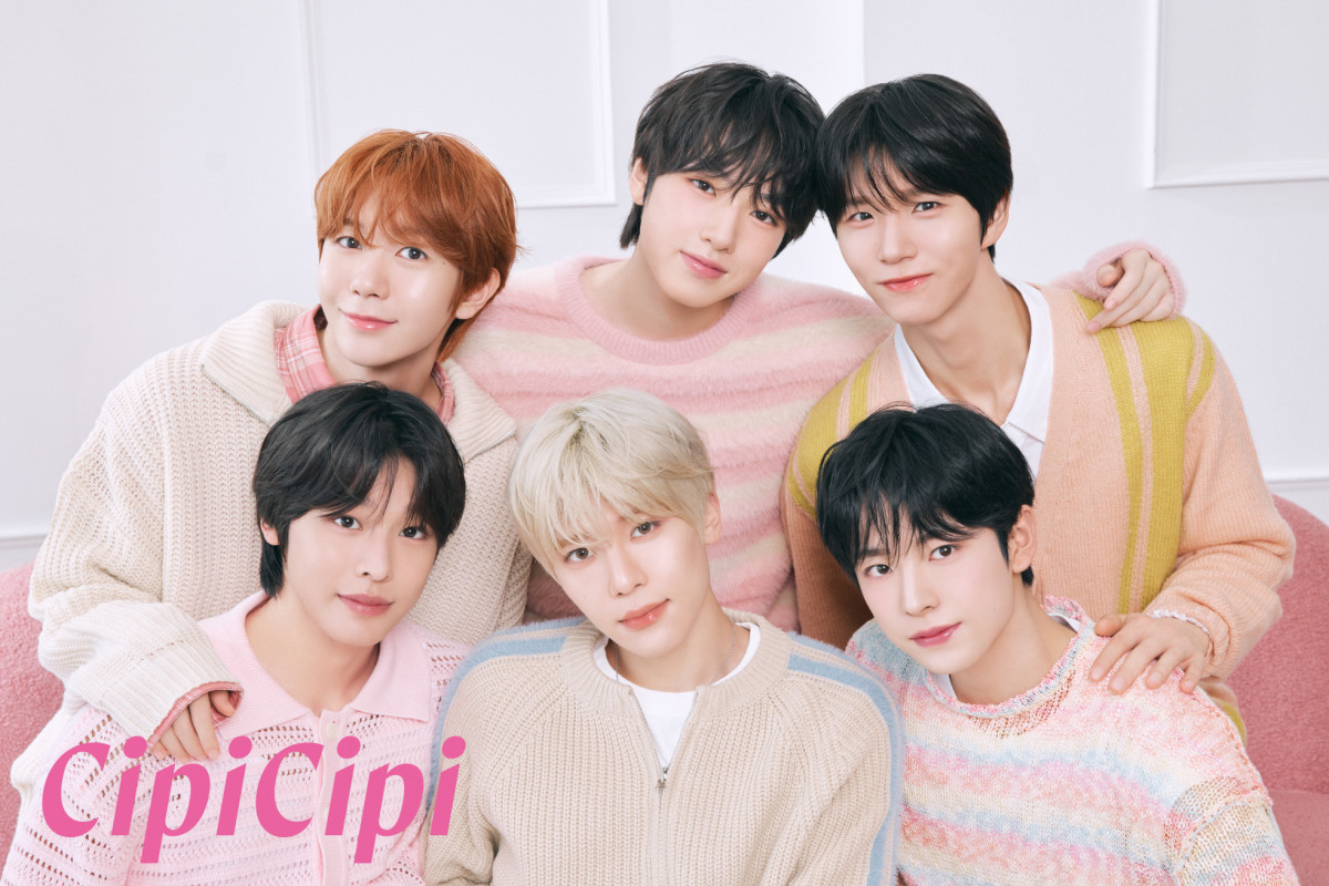 NCT WISH、“かわいさ全開”の表情披露 ピュアなまなざしでにっこり笑顔