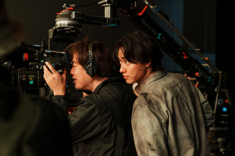 Netflix�V���[�Y�w���ۂ̍��̃A���X�x�V�[�Y��3�A�I�t�V���b�g�iC�j�����H�C�E���w�ف^ROBOT 