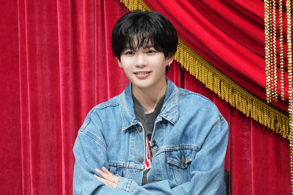 なにわ男子・長尾謙杜、中華の達人が作る“概念を覆すミートパイ”に感嘆